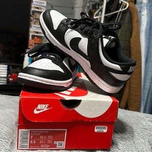 NWT Nike Panda Dunks